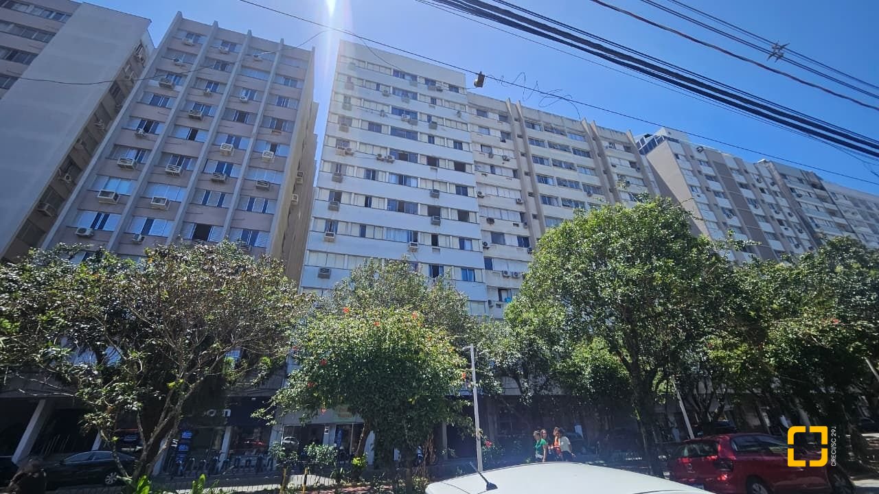 Apartamento com 92m², 3 quartos, 1 garagem, no bairro Centro em Florianópolis