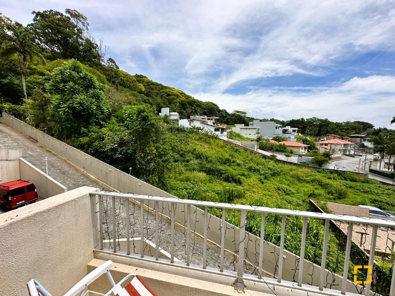 Apartamento com 80m², 3 quartos, 1 garagem, no bairro Ponta de Baixo em São José