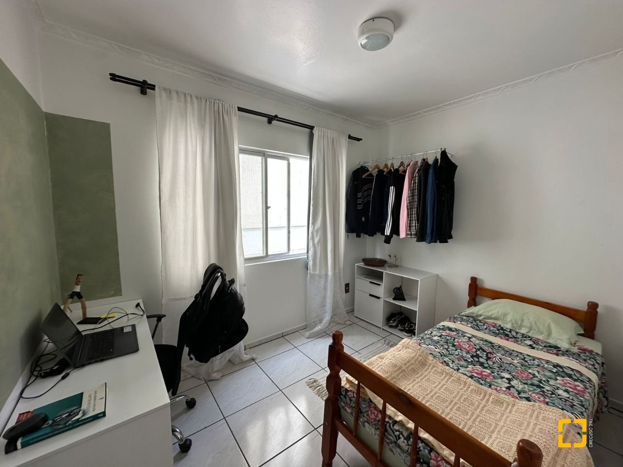 Apartamento com 80m², 3 quartos, 1 garagem, no bairro Ponta de Baixo em São José