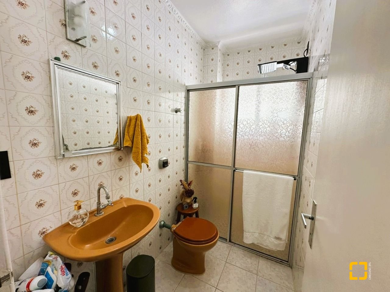 Apartamento com 80m², 3 quartos, 1 garagem, no bairro Ponta de Baixo em São José