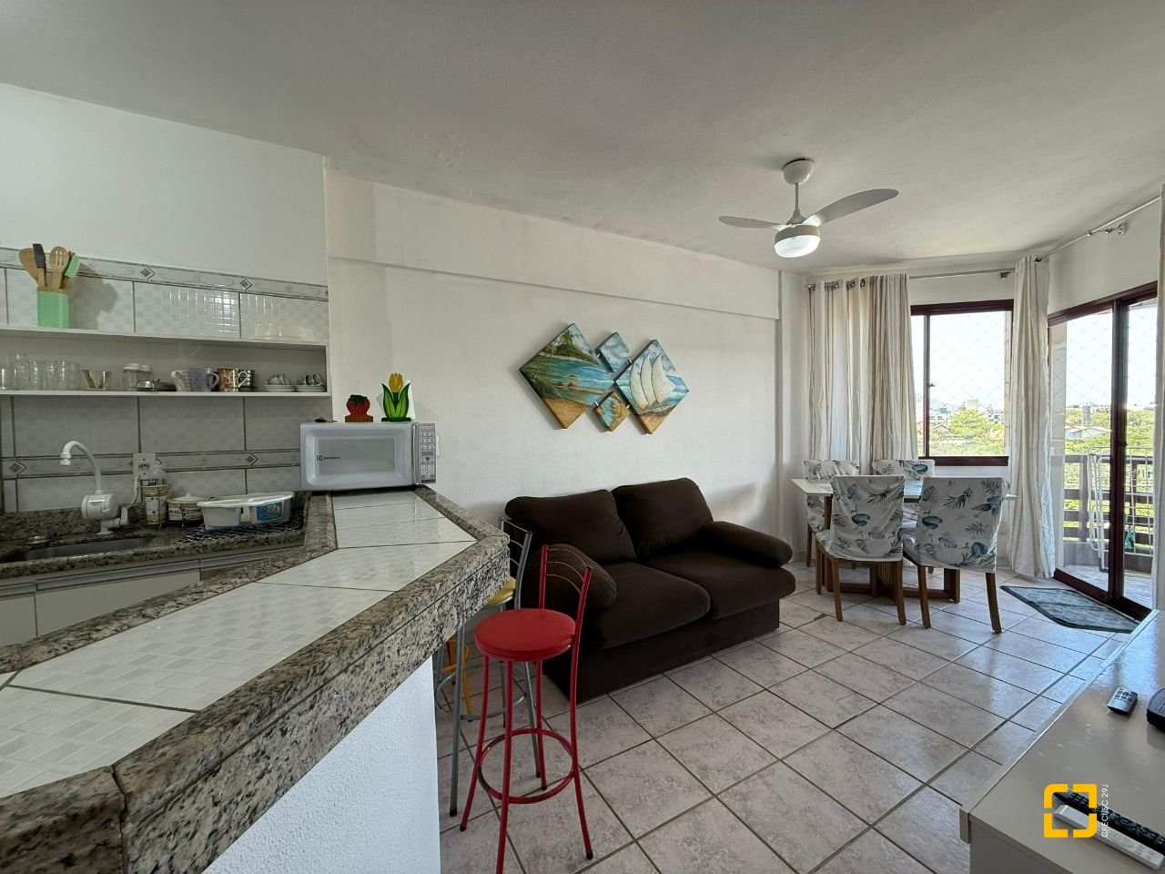 Apartamento com 63m², 1 quarto, 1 garagem, no bairro Ingleses em Florianópolis