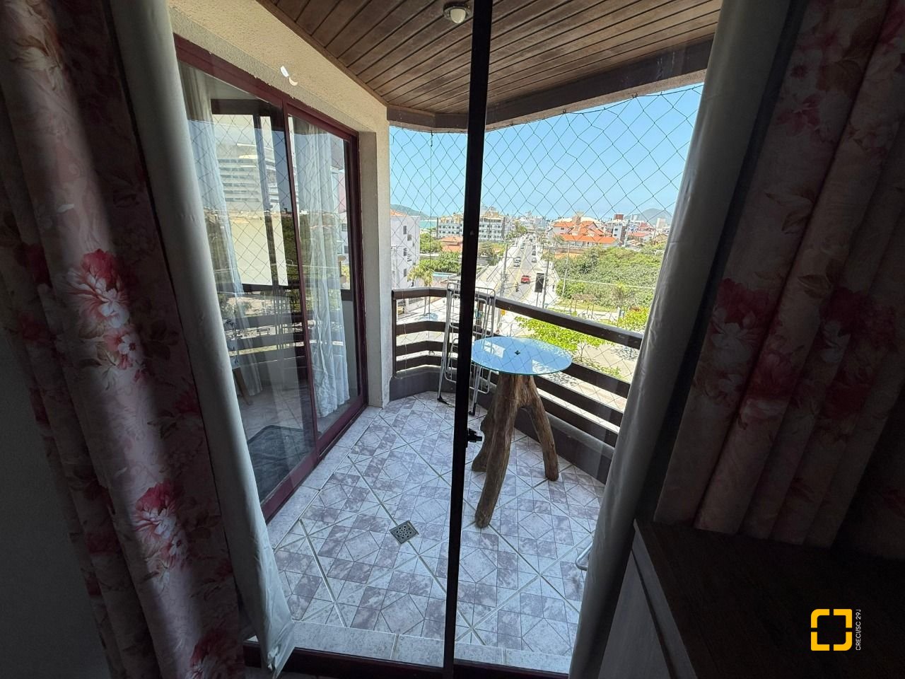 Apartamento com 63m², 1 quarto, 1 garagem, no bairro Ingleses em Florianópolis