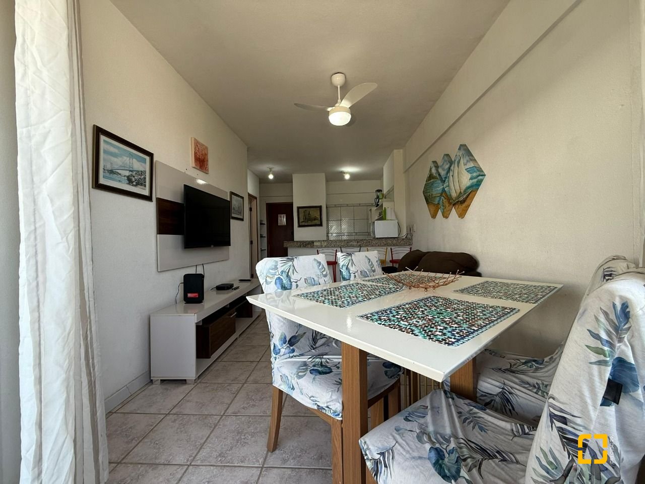 Apartamento com 63m², 1 quarto, 1 garagem, no bairro Ingleses em Florianópolis