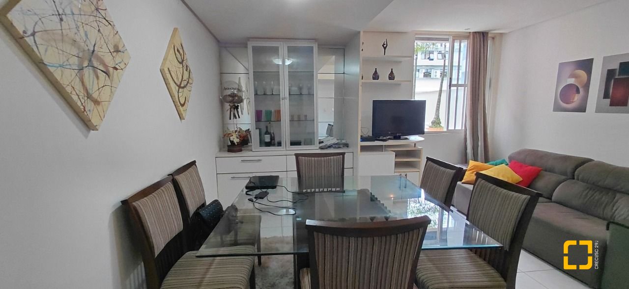 Apartamento com 64m², 2 quartos, 1 garagem, no bairro Centro em Florianópolis