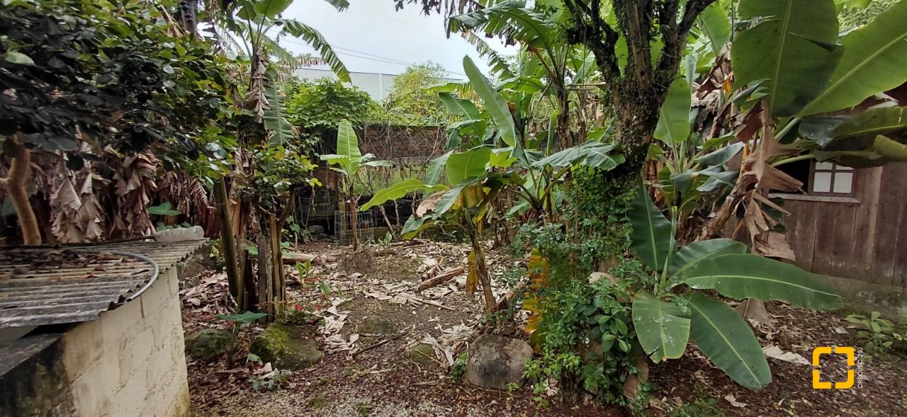 Terreno com 1947m², no bairro Jardim Janaina em Biguaçu