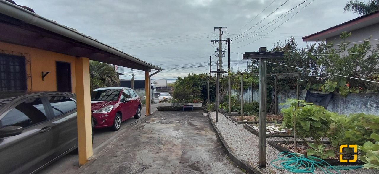 Terreno com 1947m², no bairro Jardim Janaina em Biguaçu