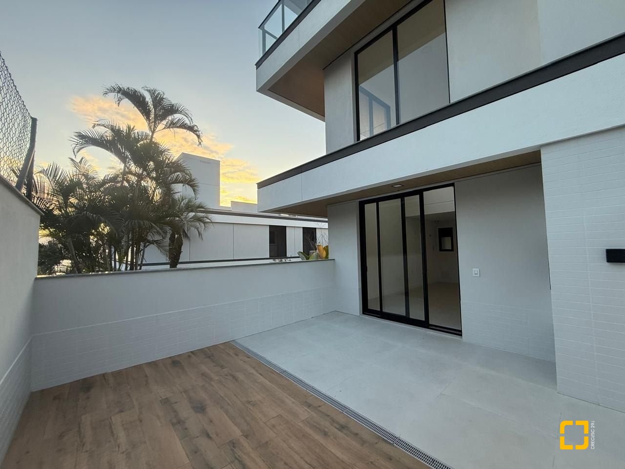 Loft com 76m², 1 quarto (sendo 1 suíte), 1 garagem, no bairro Santo Antônio de Lisboa em Florianópolis