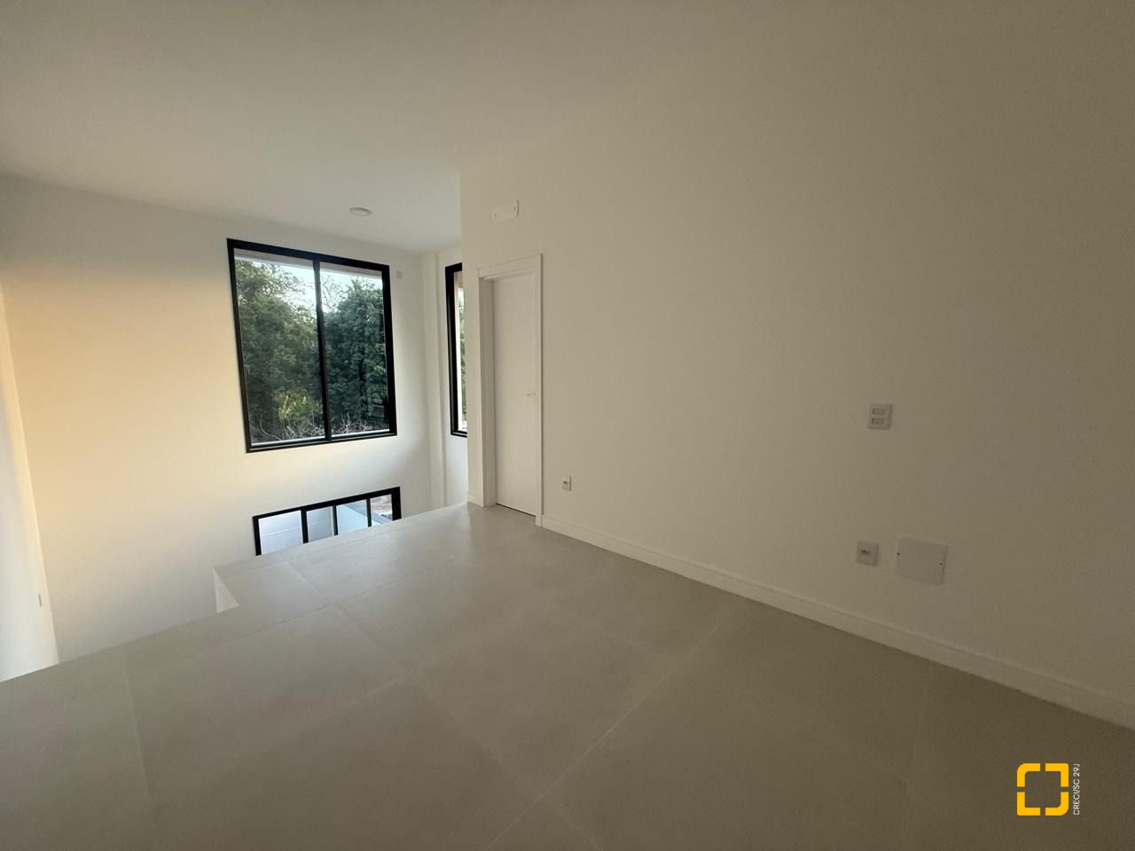 Loft com 76m², 1 quarto (sendo 1 suíte), 1 garagem, no bairro Santo Antônio de Lisboa em Florianópolis