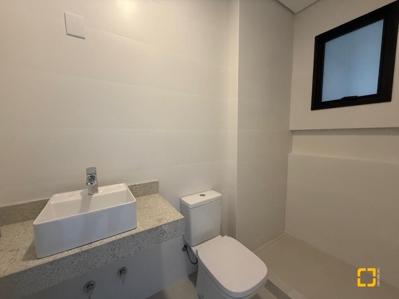 Loft com 76m², 1 quarto (sendo 1 suíte), 1 garagem, no bairro Santo Antônio de Lisboa em Florianópolis