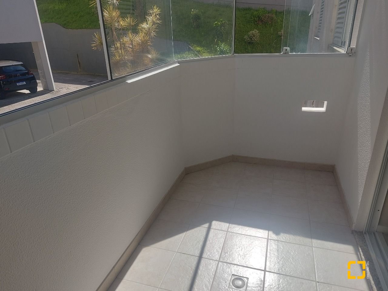 Apartamento com 109m², 4 quartos (sendo 1 suíte), 1 garagem, no bairro Córrego Grande em Florianópolis