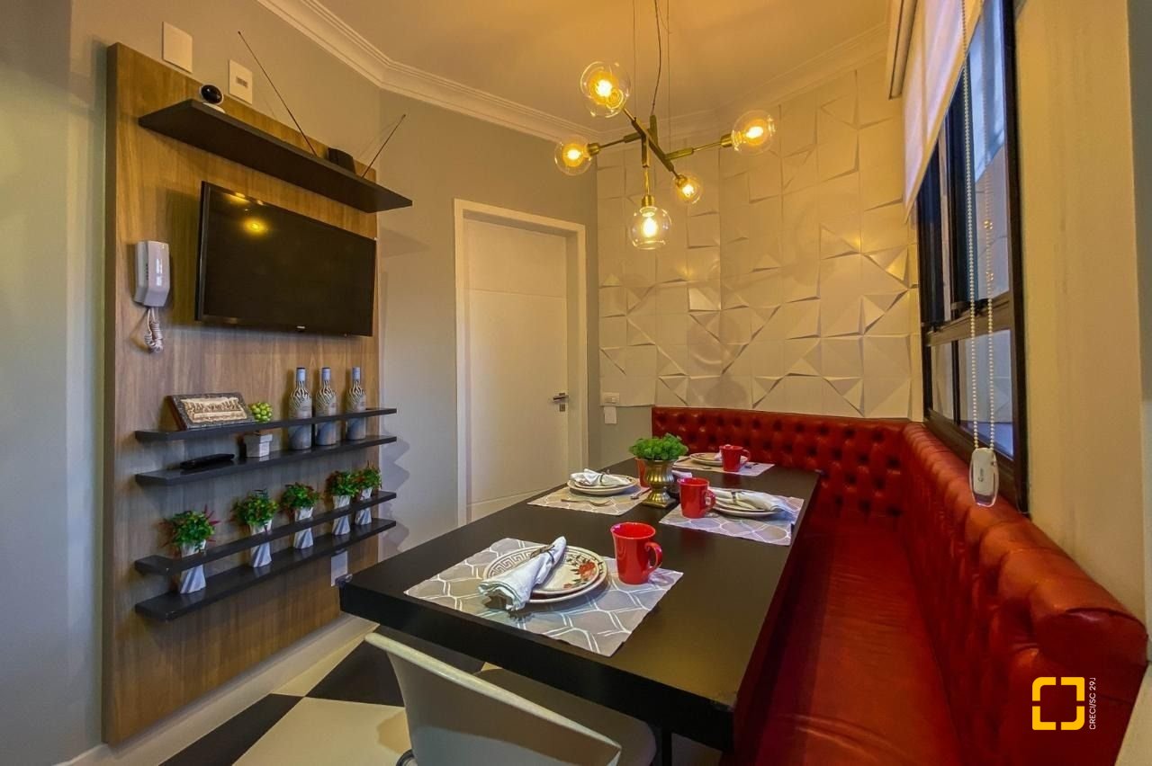 Apartamento com 303m², 6 quartos (sendo 3 suítes), 3 garagens, no bairro Agronômica em Florianópolis