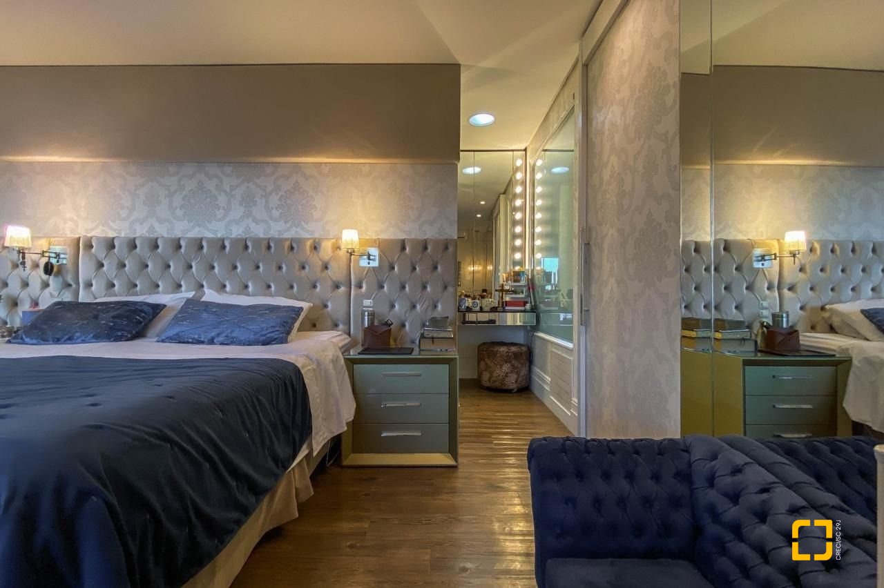 Apartamento com 303m², 6 quartos (sendo 3 suítes), 3 garagens, no bairro Agronômica em Florianópolis