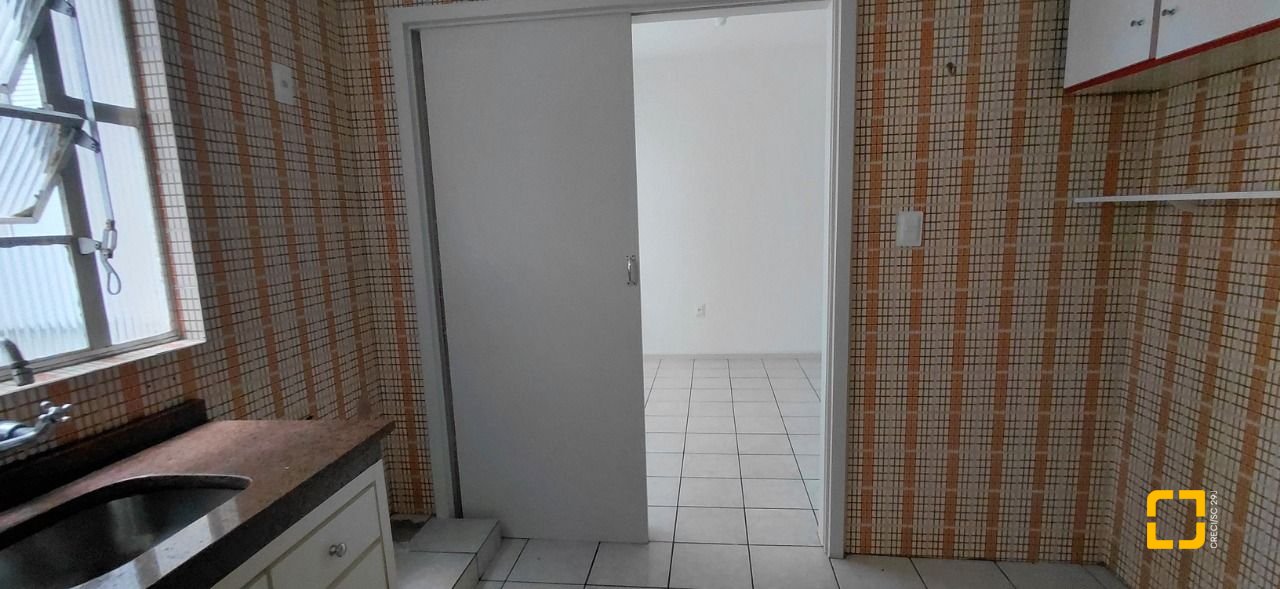 Apartamento com 88m², 3 quartos, 1 garagem, no bairro Centro em Florianópolis
