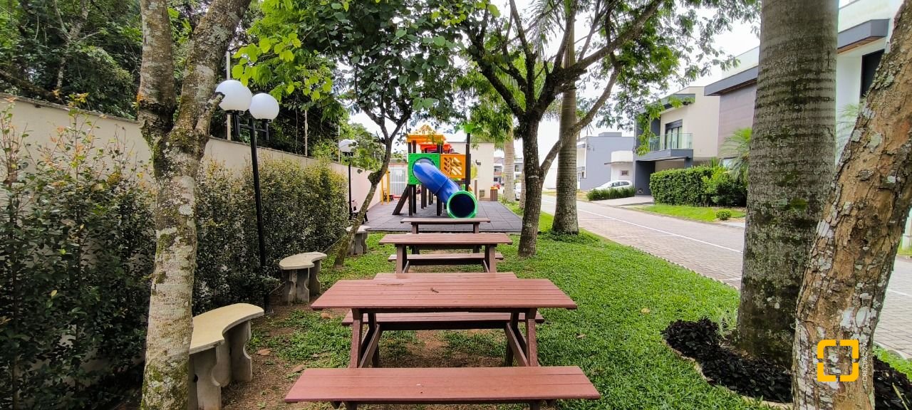 Terreno com 195m², no bairro Beira Rio em Biguaçu