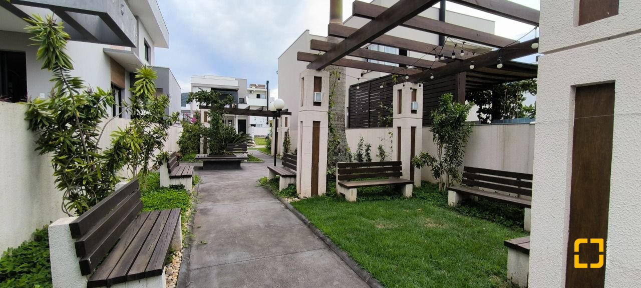 Terreno com 161m², no bairro Beira Rio em Biguaçu