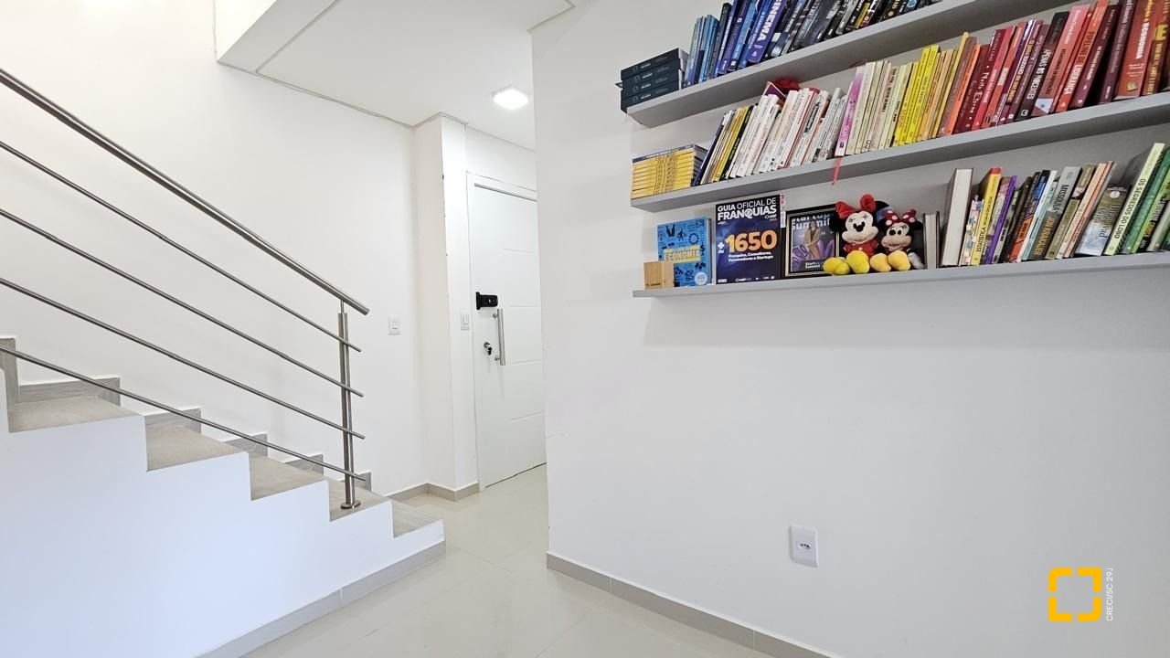 Apartamento com 75m², 4 quartos (sendo 2 suítes), 1 garagem, no bairro Ingleses em Florianópolis