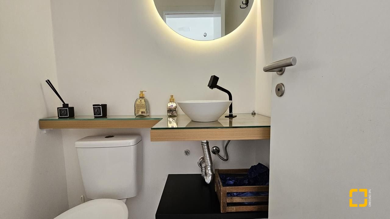 Apartamento com 75m², 4 quartos (sendo 2 suítes), 1 garagem, no bairro Ingleses em Florianópolis