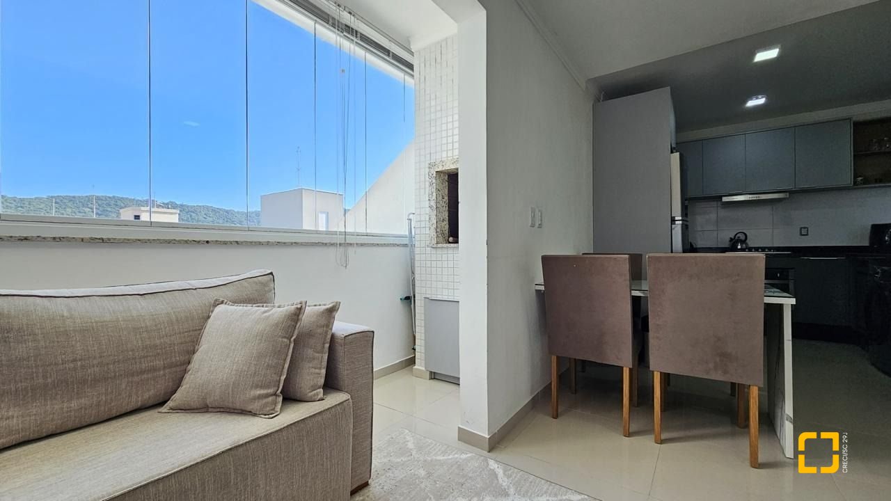 Apartamento com 75m², 4 quartos (sendo 2 suítes), 1 garagem, no bairro Ingleses em Florianópolis
