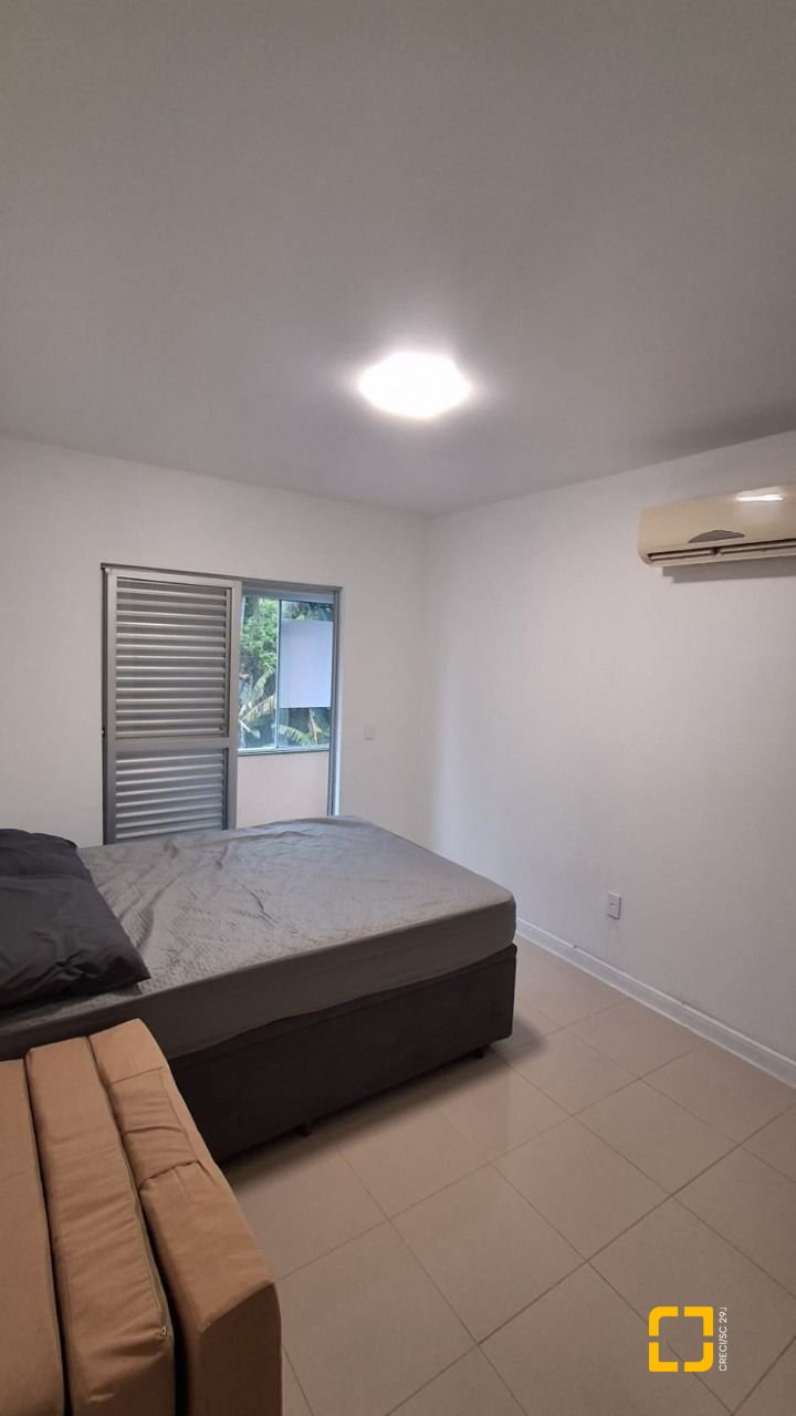 Apartamento com 42m², 1 quarto, no bairro Canasvieiras em Florianópolis