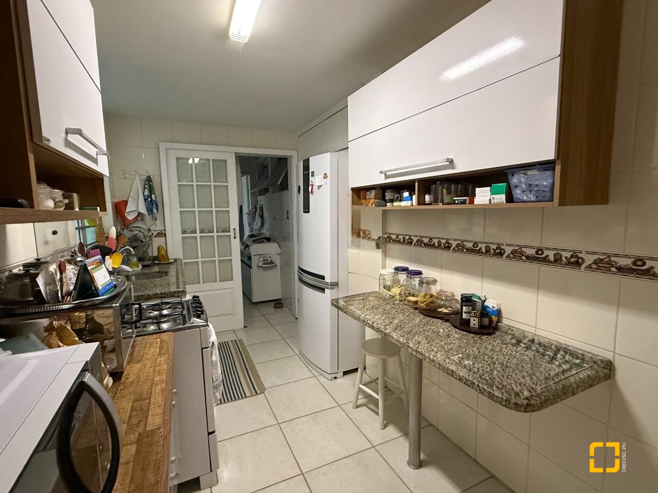 Apartamento com 106m², 4 quartos (sendo 1 suíte), 1 garagem, no bairro Centro em Florianópolis