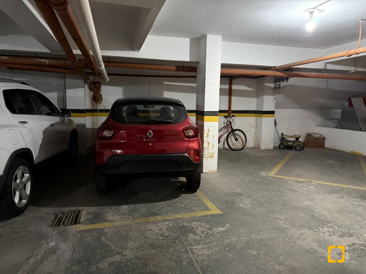 Apartamento com 106m², 4 quartos (sendo 1 suíte), 1 garagem, no bairro Centro em Florianópolis