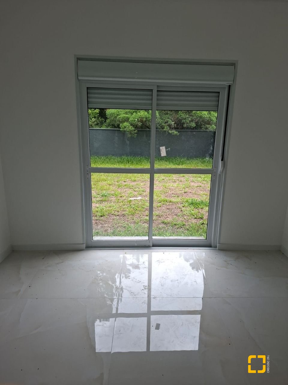Casa com 93m², 4 quartos (sendo 1 suíte), 1 garagem, no bairro Rio Vermelho em Florianópolis