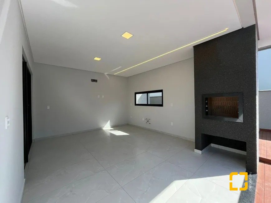 Casa de Condomínio com 239m², 7 quartos (sendo 3 suítes), 4 garagens, no bairro Rio Vermelho em Florianópolis
