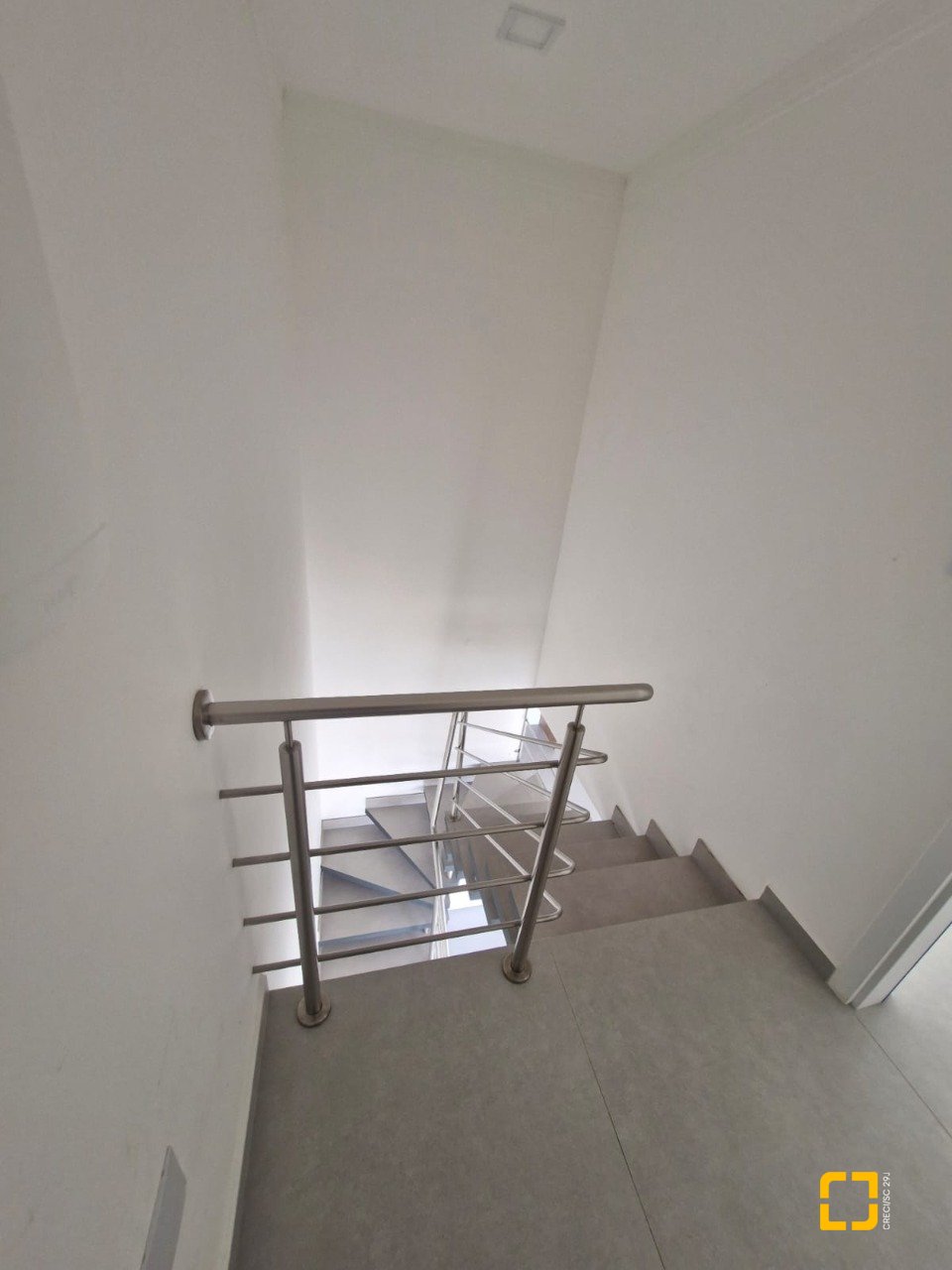 Apartamento com 86m², 3 quartos (sendo 1 suíte), 1 garagem, no bairro Ingleses em Florianópolis