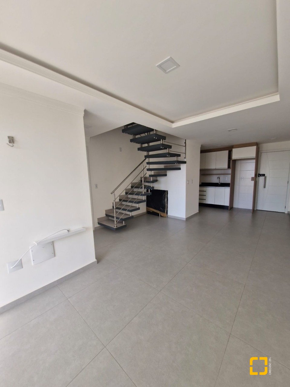 Apartamento com 86m², 3 quartos (sendo 1 suíte), 1 garagem, no bairro Ingleses em Florianópolis