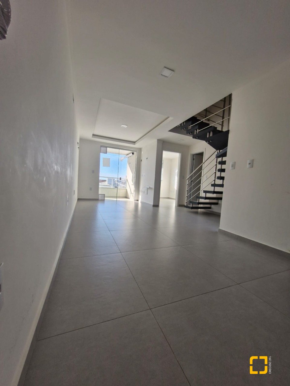 Apartamento com 86m², 3 quartos (sendo 1 suíte), 1 garagem, no bairro Ingleses em Florianópolis