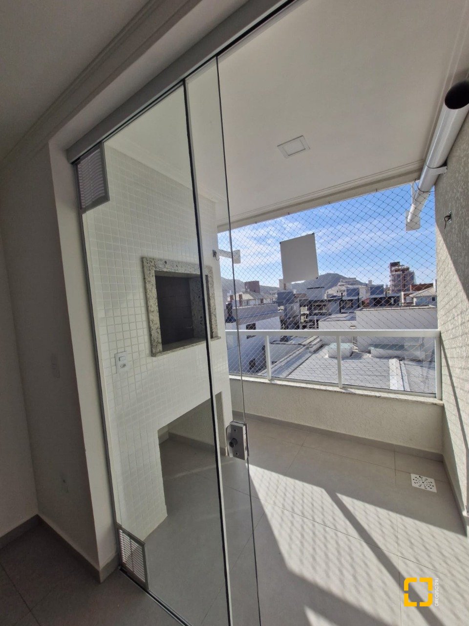 Apartamento com 86m², 3 quartos (sendo 1 suíte), 1 garagem, no bairro Ingleses em Florianópolis