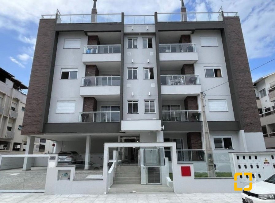Apartamento com 67m², 4 quartos (sendo 2 suítes), 1 garagem, no bairro Ingleses em Florianópolis
