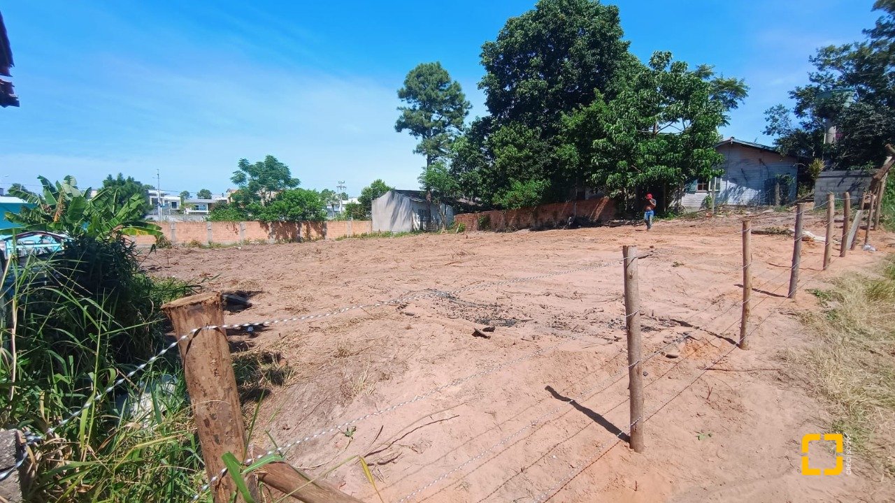 Terreno com 1009m², no bairro Rio Vermelho em Florianópolis