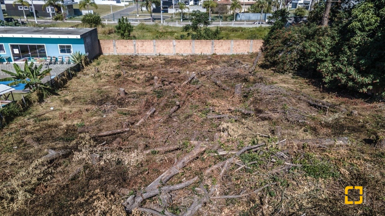 Terreno com 1009m², no bairro Rio Vermelho em Florianópolis