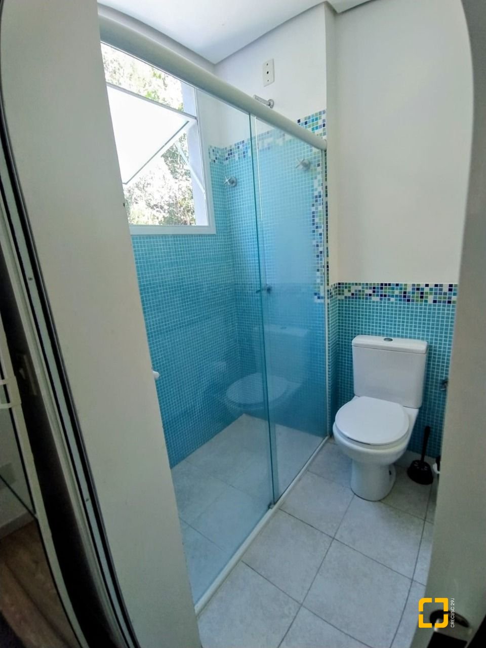 Apartamento com 99m², 4 quartos (sendo 1 suíte), 1 garagem, no bairro Jurerê em Florianópolis