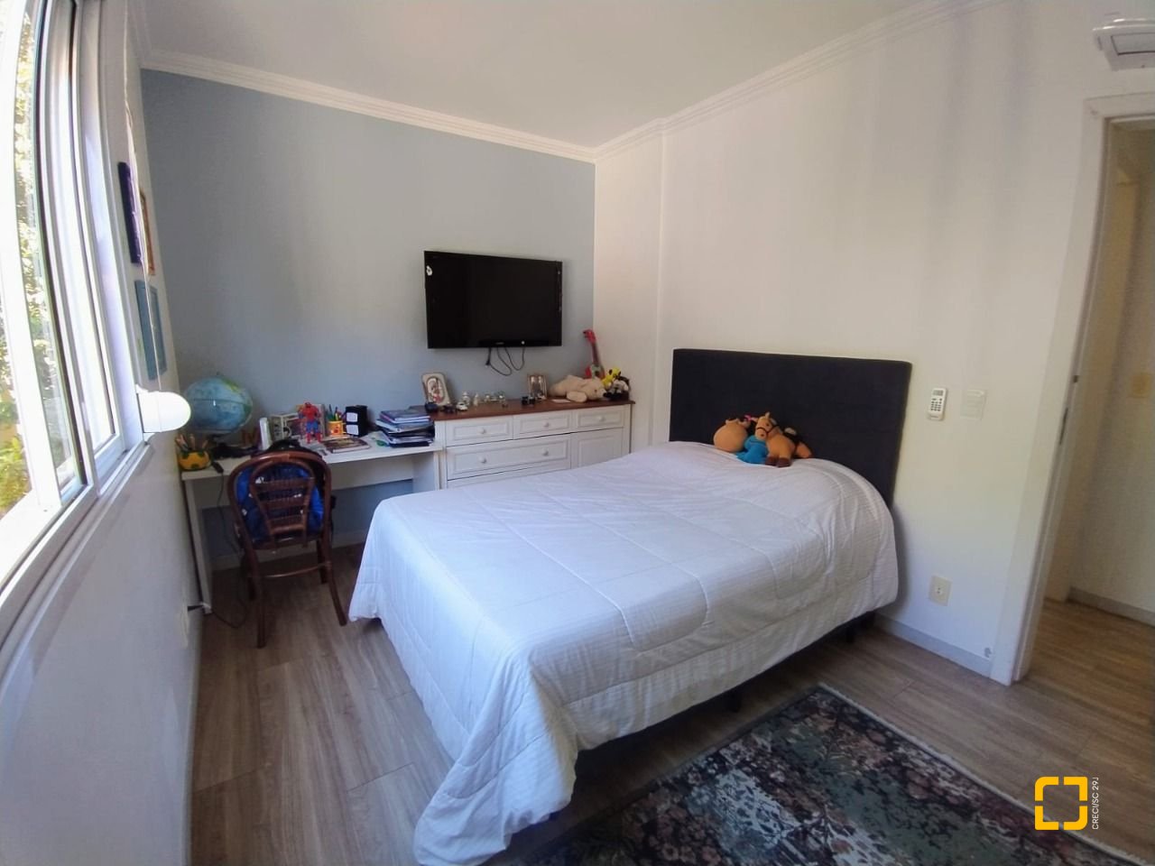 Apartamento com 99m², 4 quartos (sendo 1 suíte), 1 garagem, no bairro Jurerê em Florianópolis