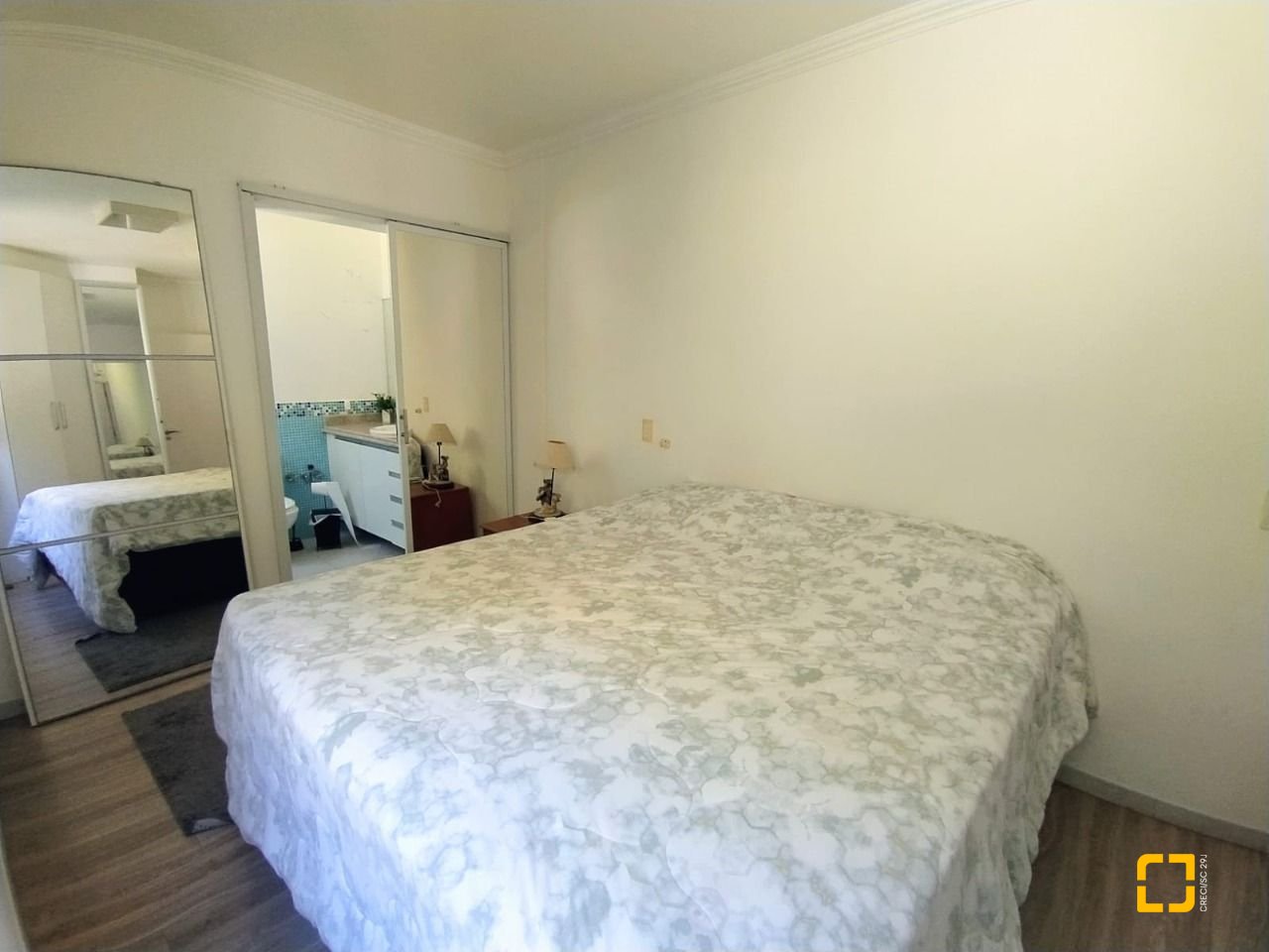 Apartamento com 99m², 4 quartos (sendo 1 suíte), 1 garagem, no bairro Jurerê em Florianópolis