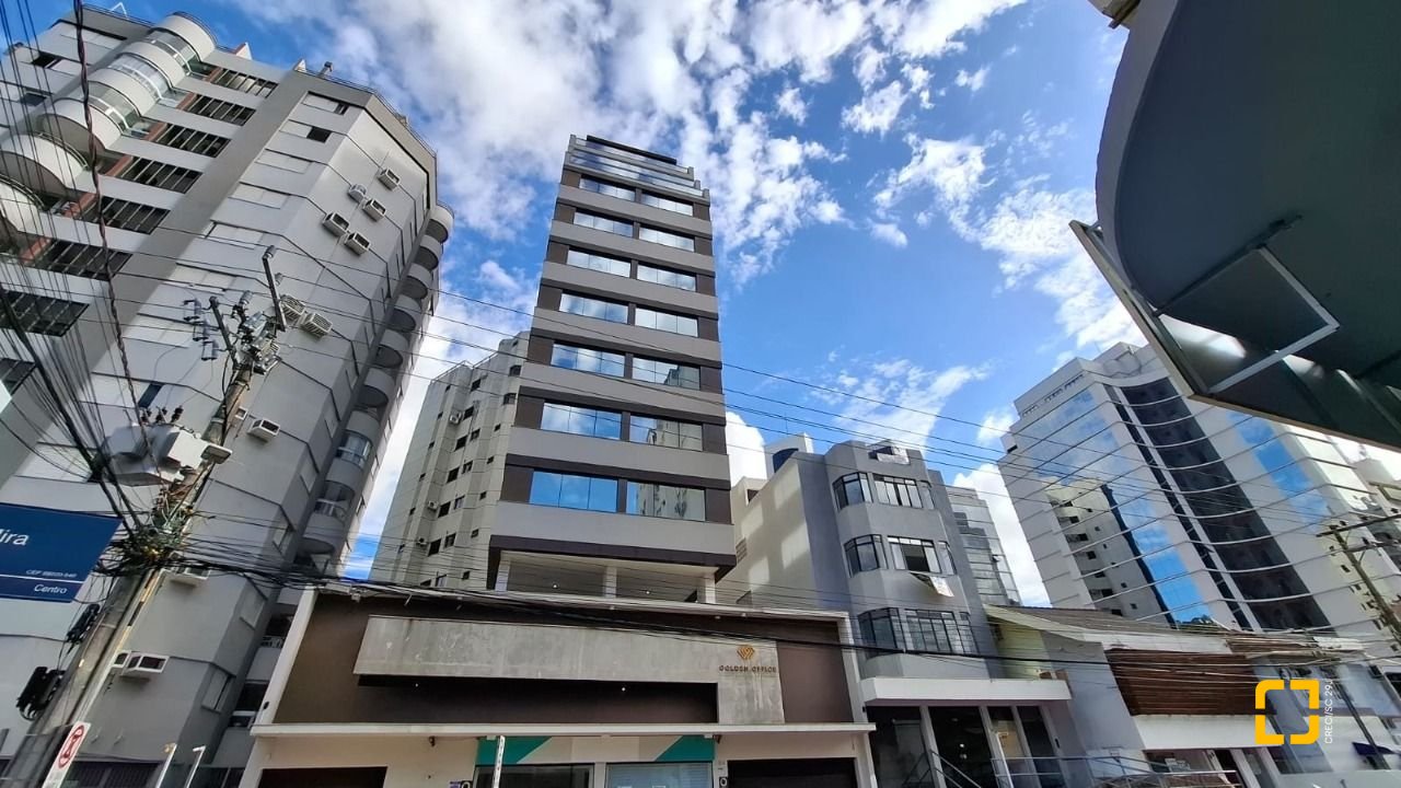 Sala com 48m², 1 garagem, no bairro Centro em Florianópolis