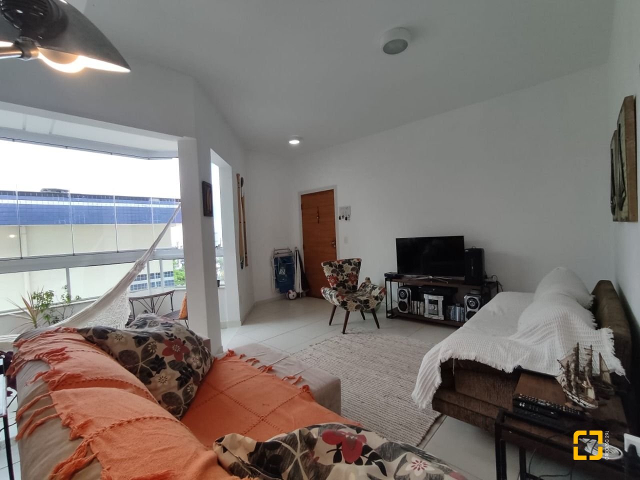 Apartamento com 141m², 4 quartos (sendo 1 suíte), 2 garagens, no bairro Canasvieiras em Florianópolis
