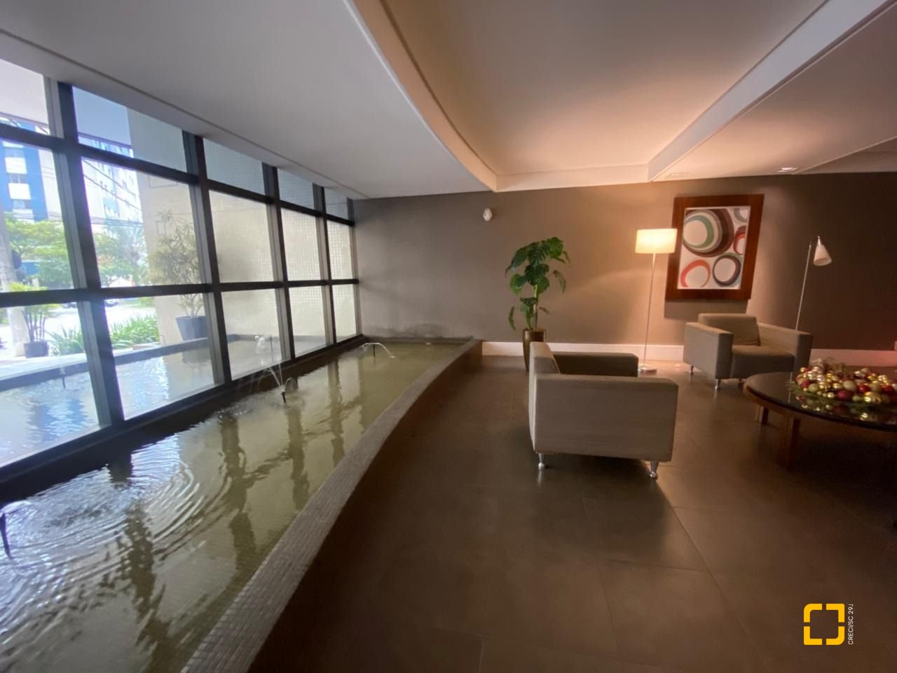 Apartamento com 69m², 3 quartos (sendo 1 suíte), 1 garagem, no bairro Centro em Florianópolis