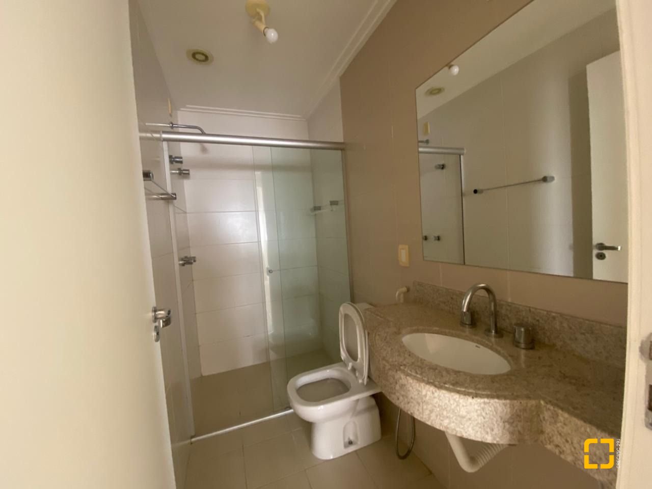 Apartamento com 69m², 3 quartos (sendo 1 suíte), 1 garagem, no bairro Centro em Florianópolis