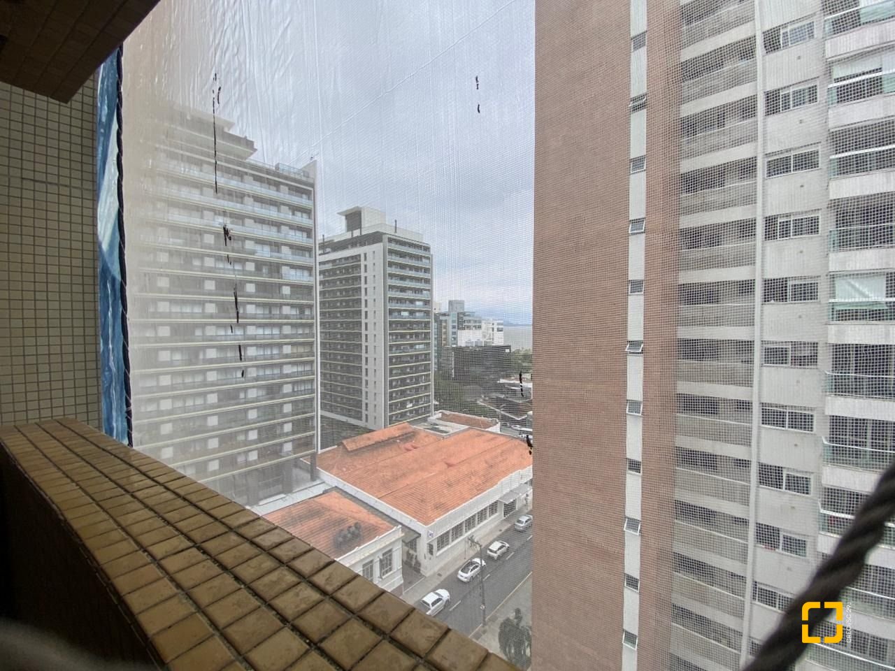 Apartamento com 69m², 3 quartos (sendo 1 suíte), 1 garagem, no bairro Centro em Florianópolis