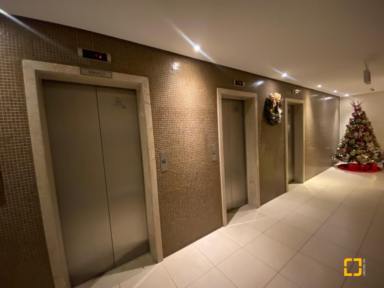 Apartamento com 69m², 3 quartos (sendo 1 suíte), 1 garagem, no bairro Centro em Florianópolis