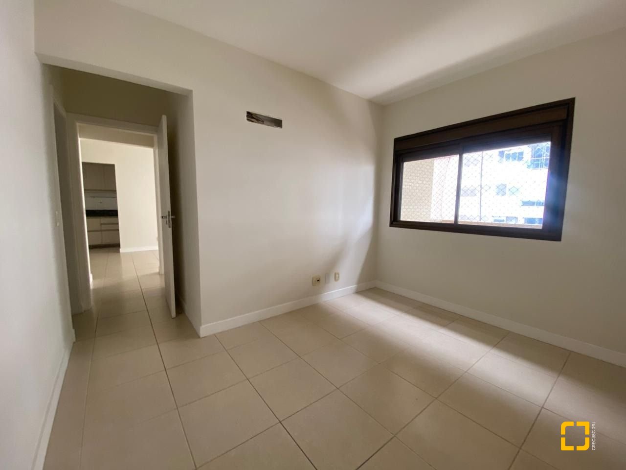 Apartamento com 69m², 3 quartos (sendo 1 suíte), 1 garagem, no bairro Centro em Florianópolis