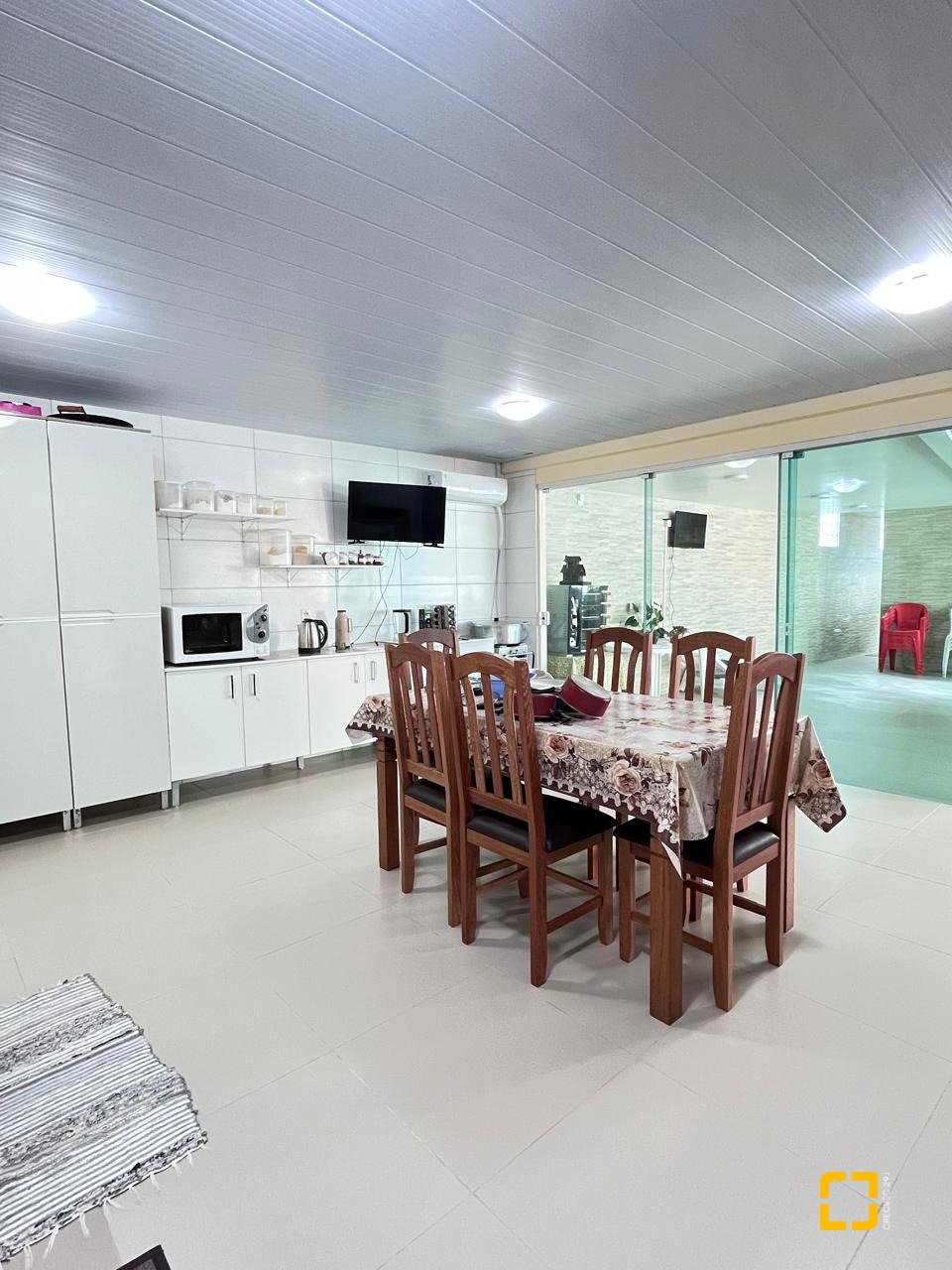 Casa com 325m², 3 quartos, 4 garagens, no bairro Jardim Cidade de Florianópolis em São José