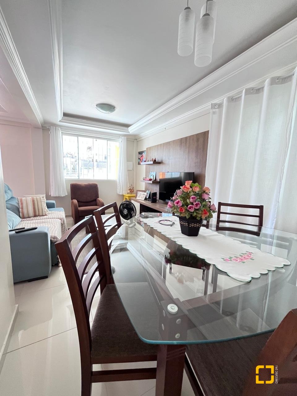 Casa com 325m², 3 quartos, 4 garagens, no bairro Jardim Cidade de Florianópolis em São José