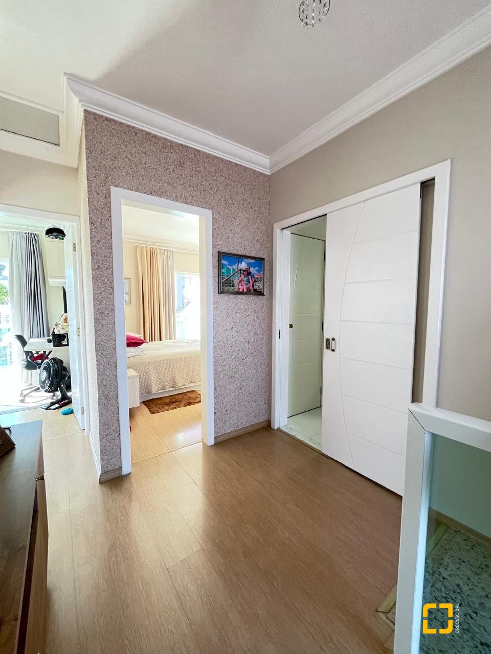 Casa com 325m², 3 quartos, 4 garagens, no bairro Jardim Cidade de Florianópolis em São José