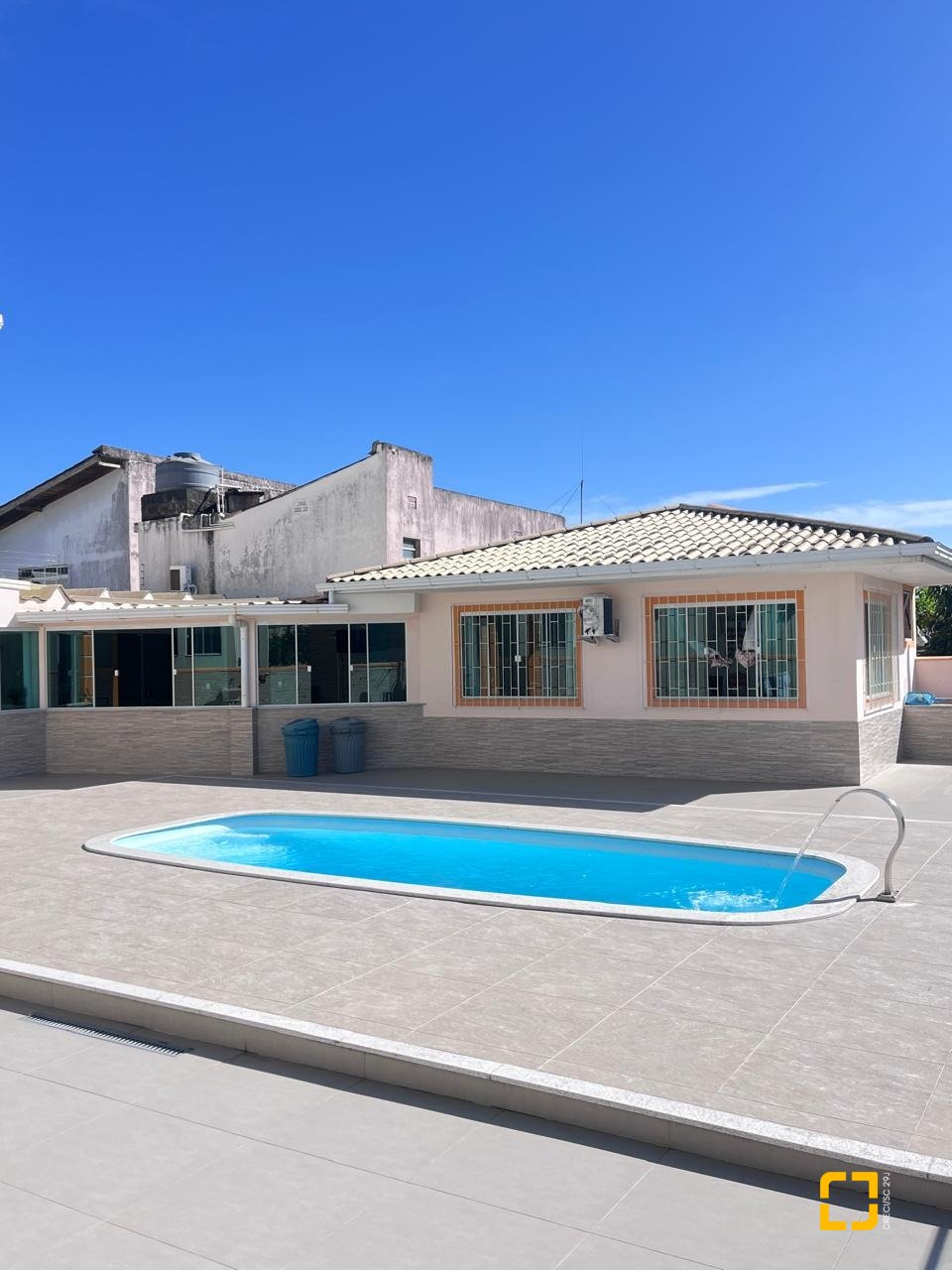 Casa com 325m², 3 quartos, 4 garagens, no bairro Jardim Cidade de Florianópolis em São José