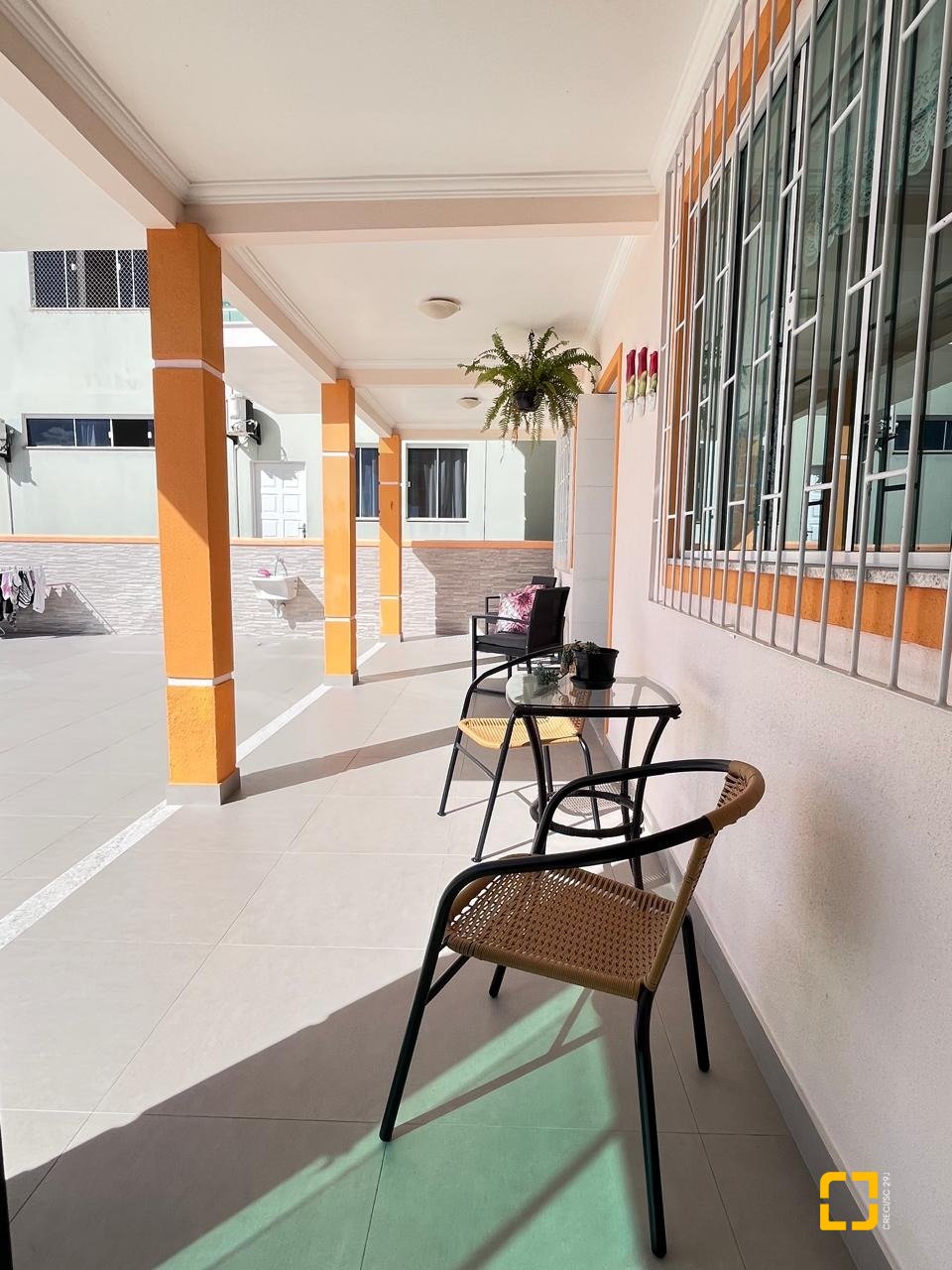 Casa com 325m², 3 quartos, 4 garagens, no bairro Jardim Cidade de Florianópolis em São José