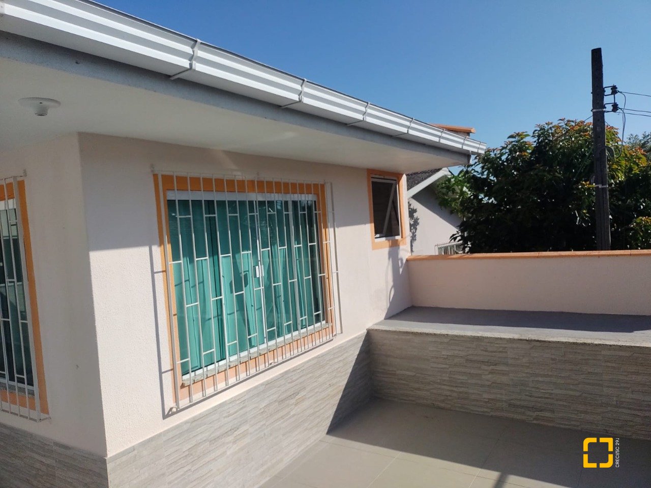 Casa com 325m², 3 quartos, 4 garagens, no bairro Jardim Cidade de Florianópolis em São José